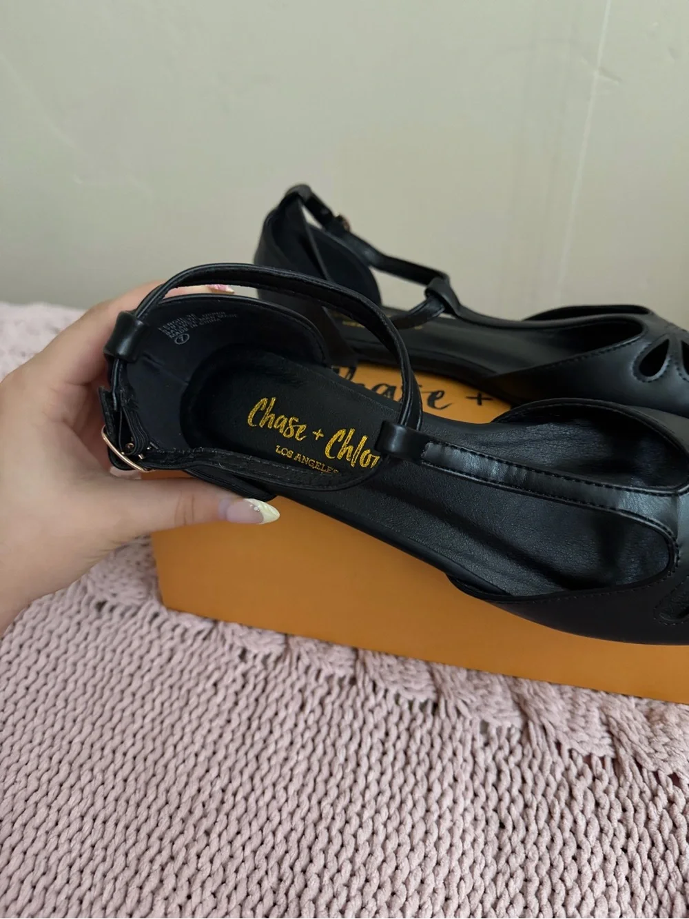 Chase + Chloe Women’s 7 Black Flats